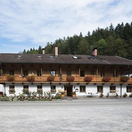Gasthaus Posch Миезбах Екстериор снимка