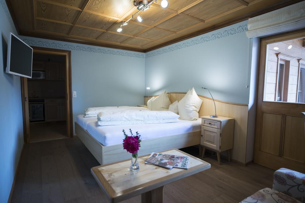 Gasthaus Posch Миезбах Екстериор снимка